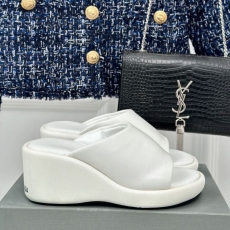 Balenciaga Slippers